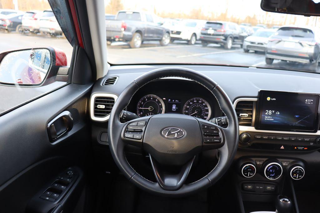 used 2022 Hyundai Venue car, priced at $19,991