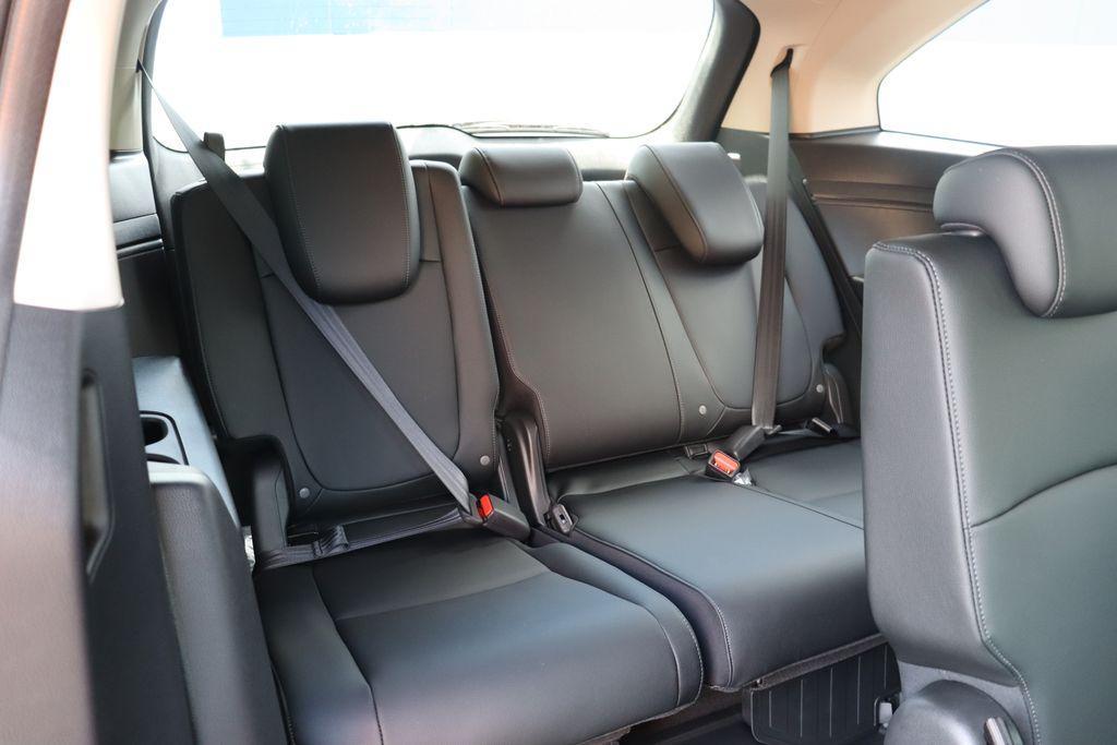 new 2025 Honda Odyssey car, priced at $42,670