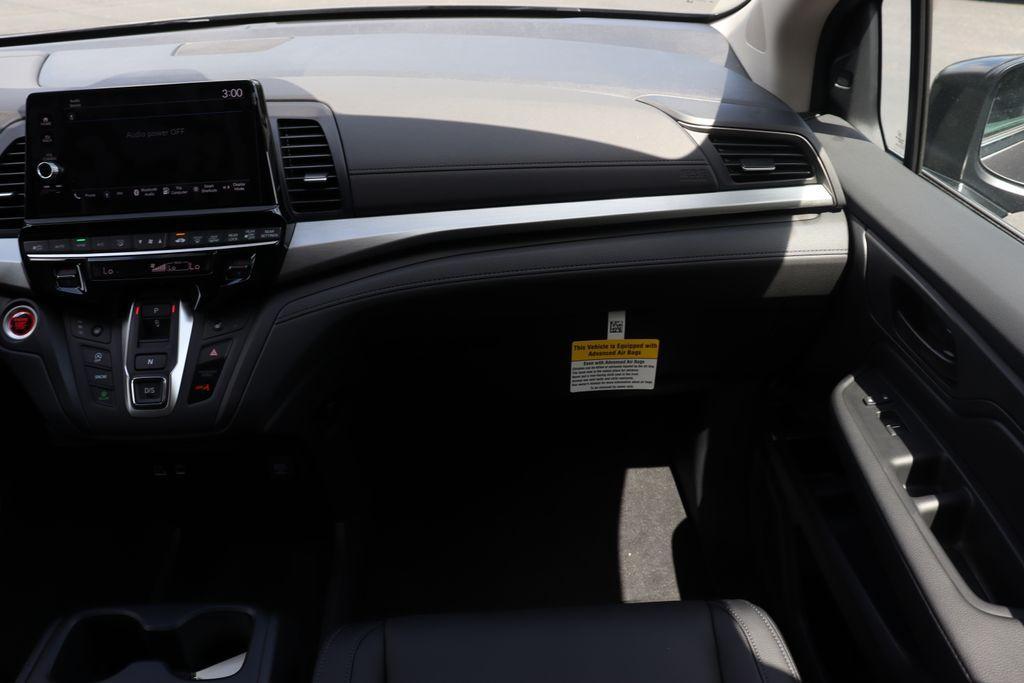 new 2025 Honda Odyssey car, priced at $42,670