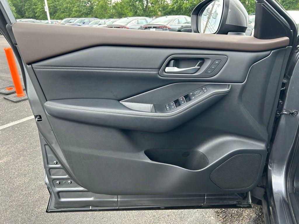 used 2022 Nissan Rogue car, priced at $29,991