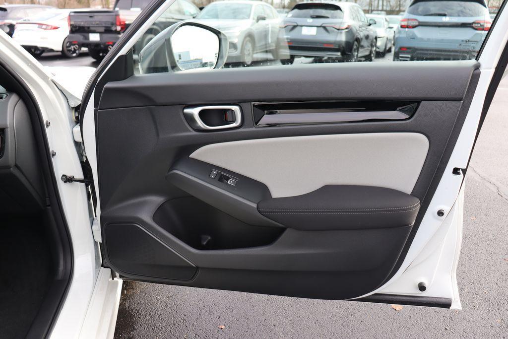 new 2025 Honda Civic Hybrid car
