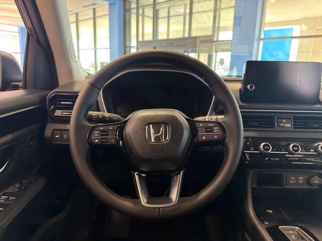 new 2025 Honda Pilot car, priced at $48,839