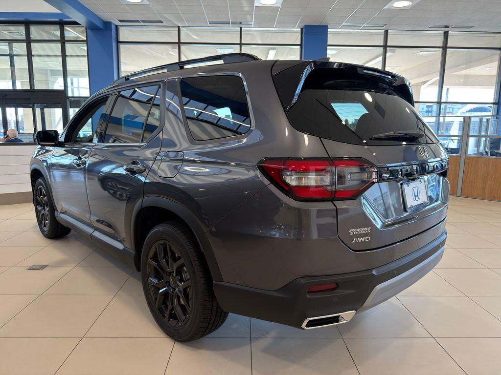 new 2025 Honda Pilot car, priced at $48,839