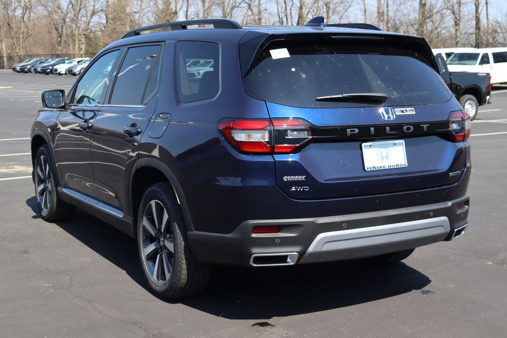 new 2025 Honda Pilot car, priced at $47,376