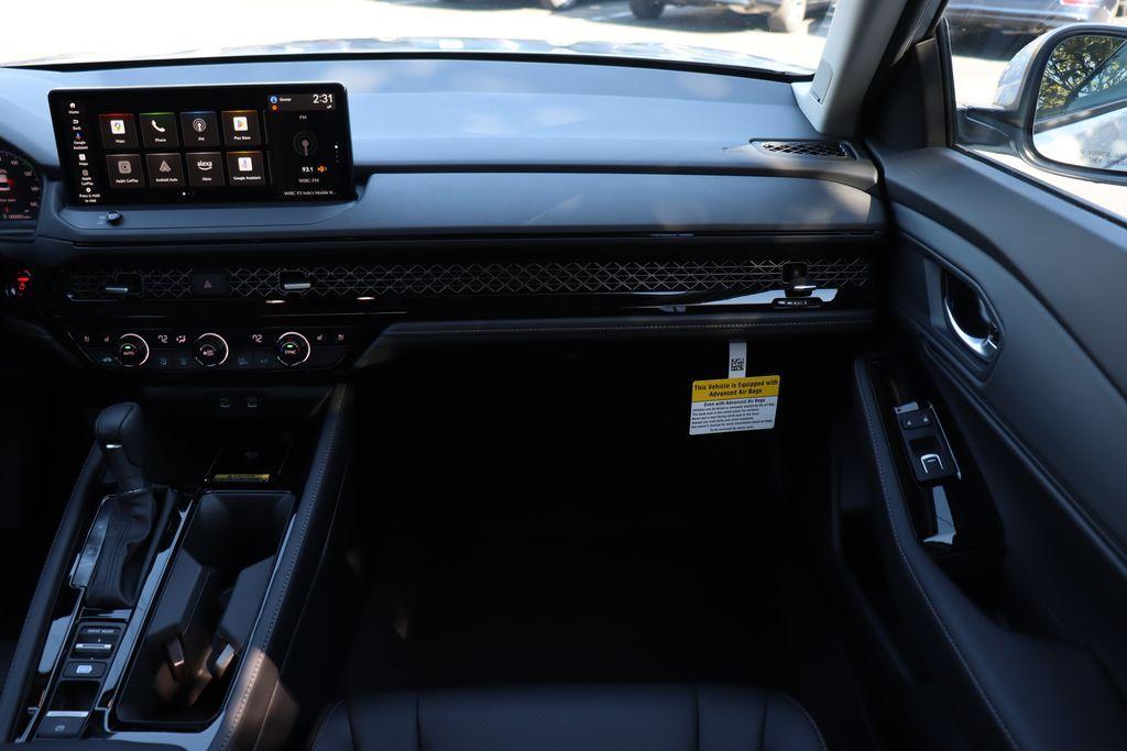 new 2025 Honda Accord Hybrid car, priced at $37,766