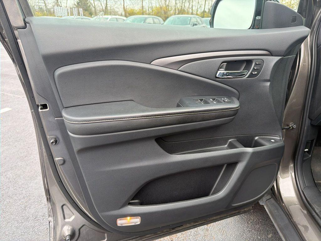 used 2022 Honda Ridgeline car, priced at $31,492