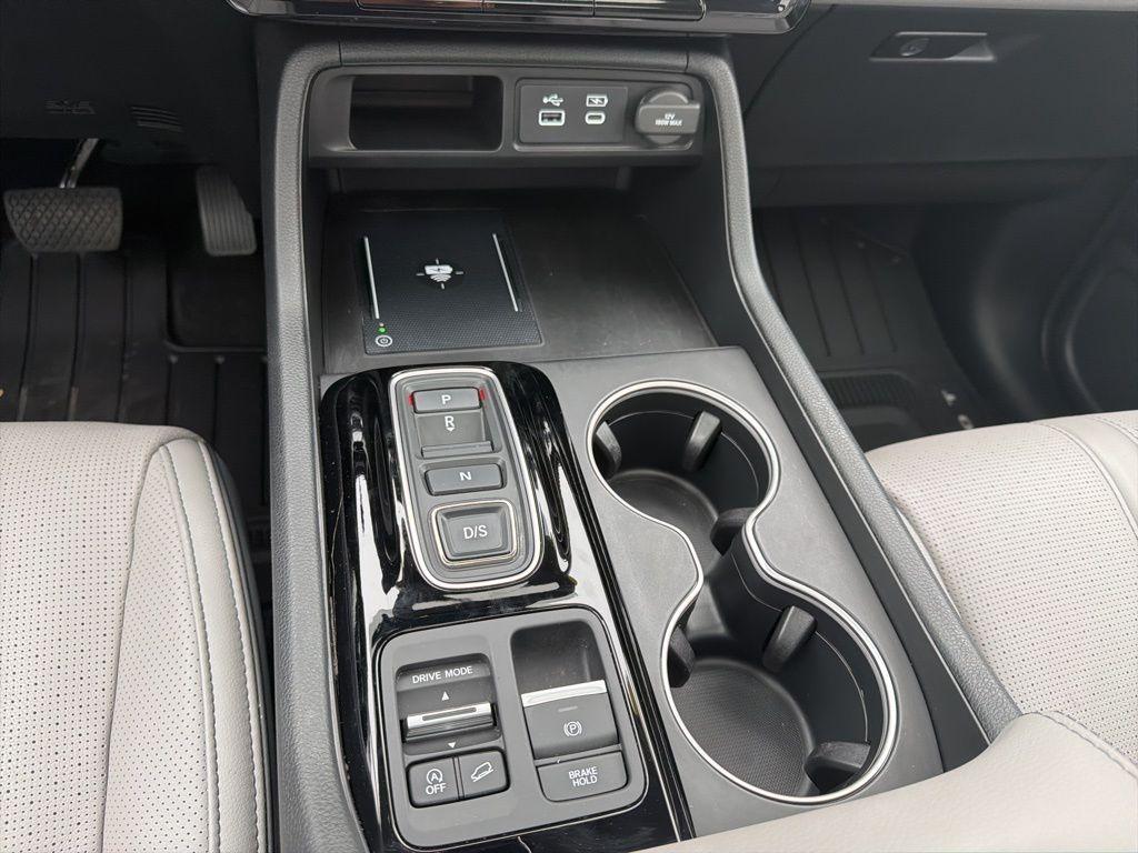 used 2024 Honda Pilot car, priced at $45,491