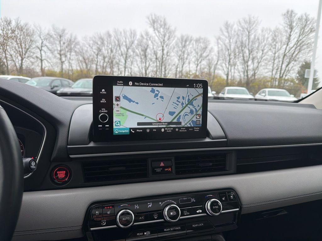 used 2024 Honda Pilot car, priced at $45,491