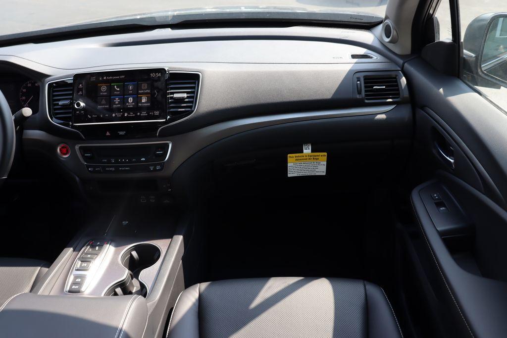 new 2025 Honda Ridgeline car