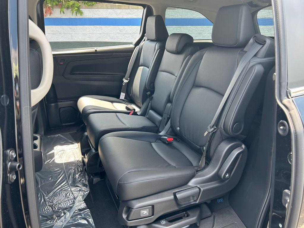 new 2026 Honda Odyssey car, priced at $42,365