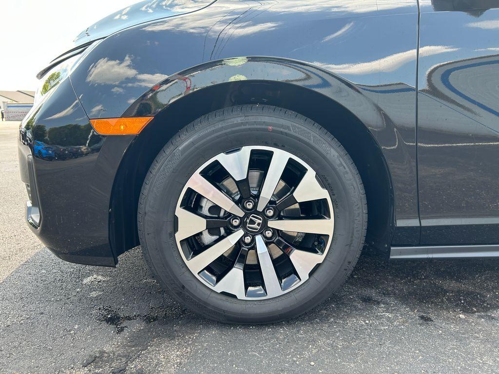 new 2026 Honda Odyssey car, priced at $42,365
