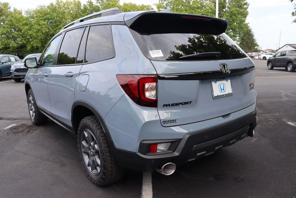 used 2025 Honda Passport car, priced at $43,500