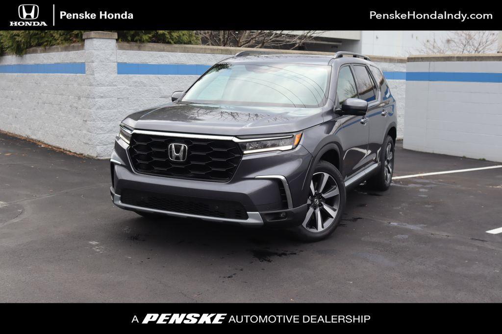 new 2025 Honda Pilot car, priced at $48,995