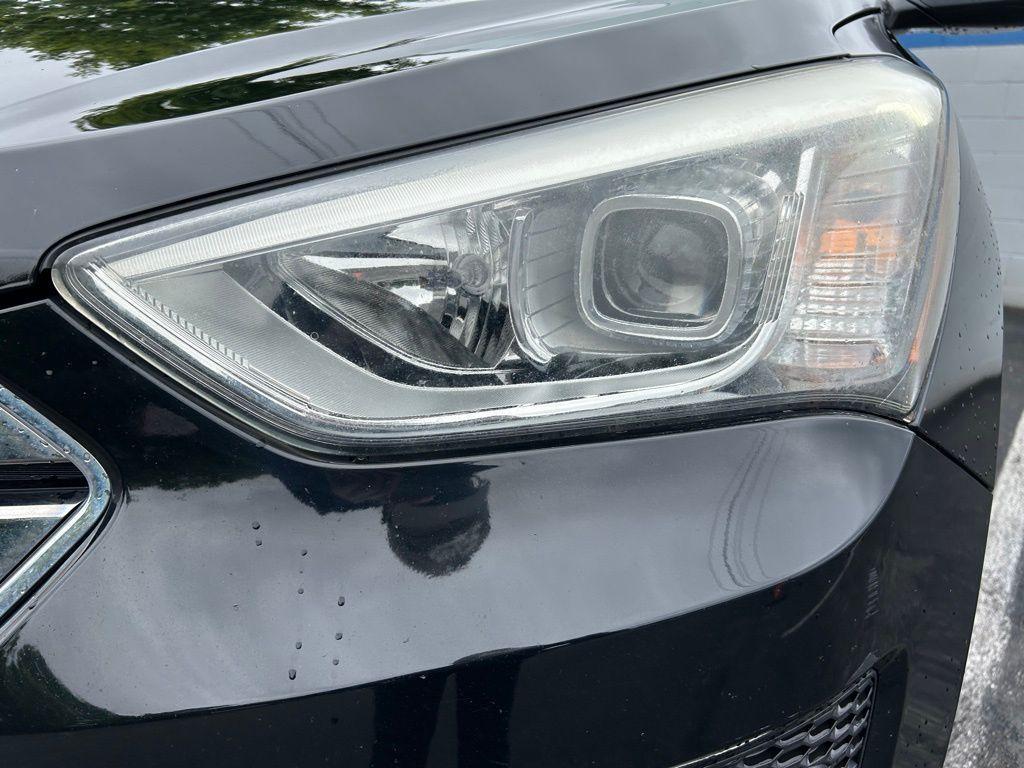used 2013 Hyundai Santa Fe car, priced at $7,292
