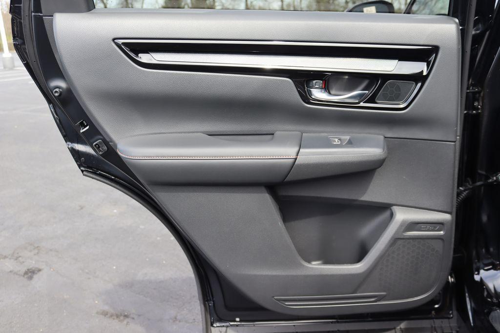 new 2025 Honda CR-V Hybrid car, priced at $41,495