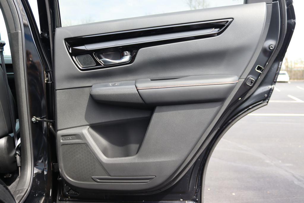new 2025 Honda CR-V Hybrid car, priced at $41,495