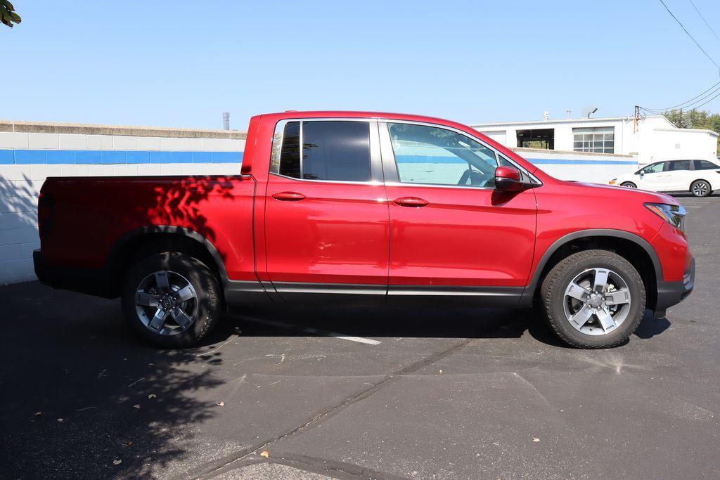 new 2025 Honda Ridgeline car, priced at $42,468