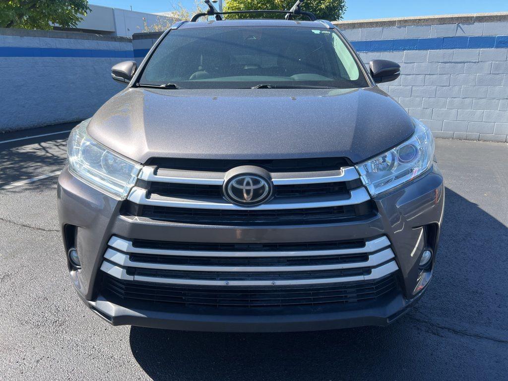 used 2018 Toyota Highlander car, priced at $24,994