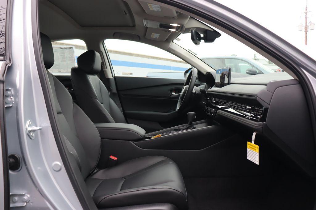 new 2025 Honda Accord Hybrid car, priced at $35,090