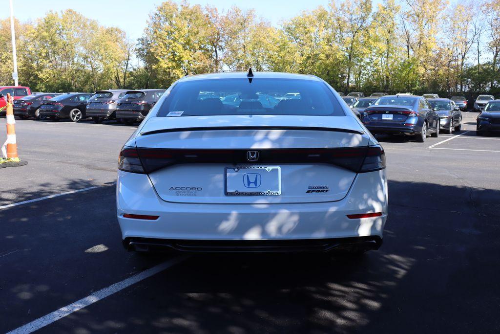 new 2025 Honda Accord Hybrid car, priced at $35,925