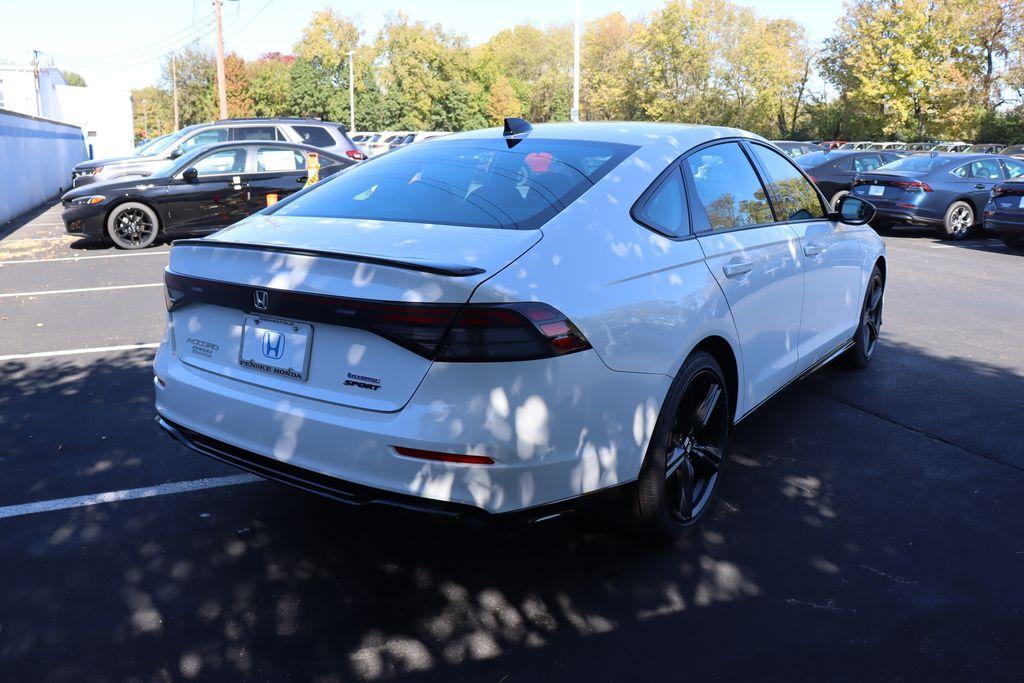 new 2025 Honda Accord Hybrid car, priced at $35,925