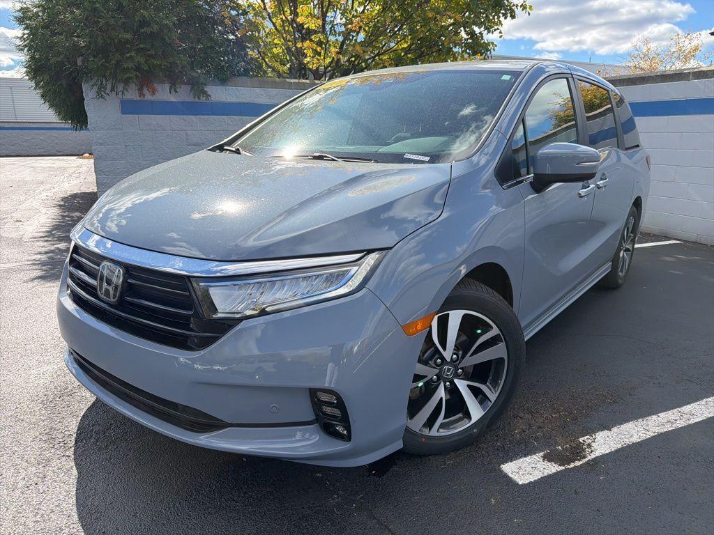 used 2024 Honda Odyssey car, priced at $39,692