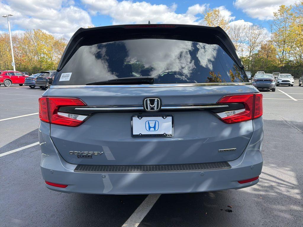 used 2024 Honda Odyssey car, priced at $39,692