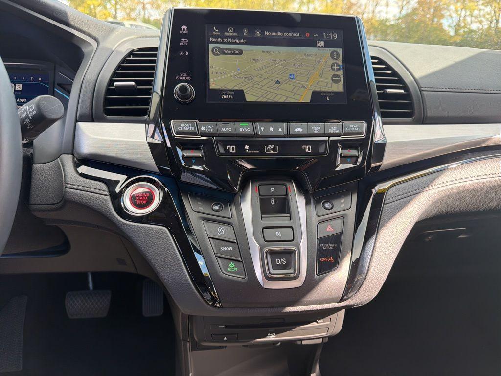 used 2024 Honda Odyssey car, priced at $39,692