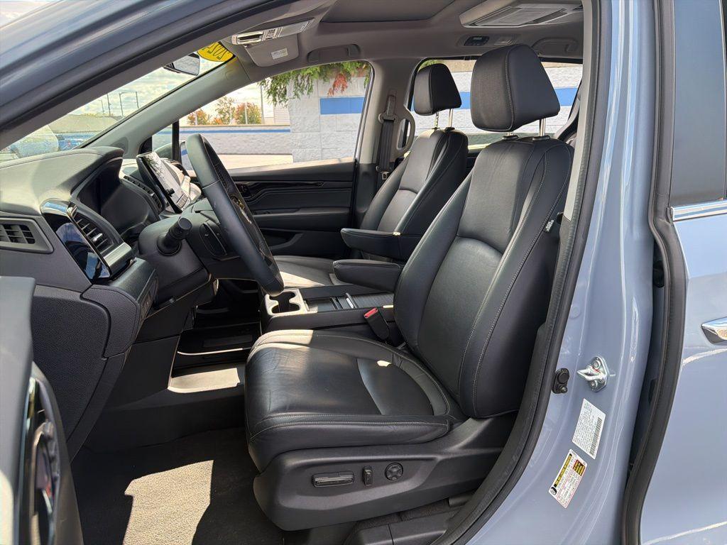 used 2024 Honda Odyssey car, priced at $39,692