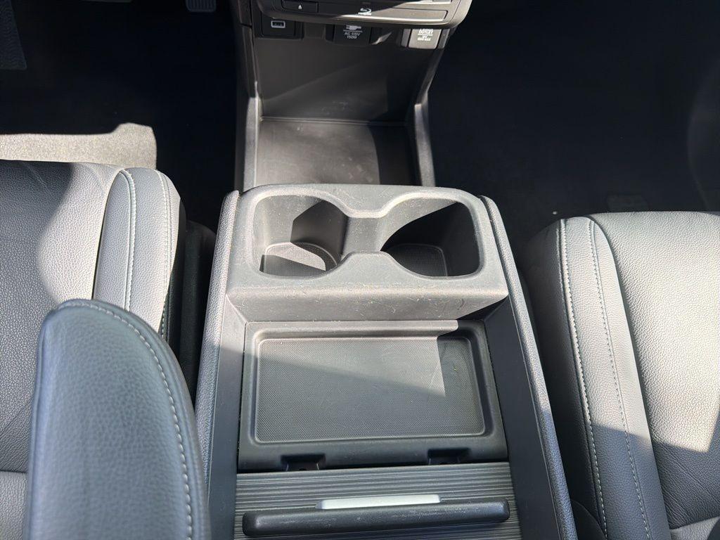 used 2024 Honda Odyssey car, priced at $39,692