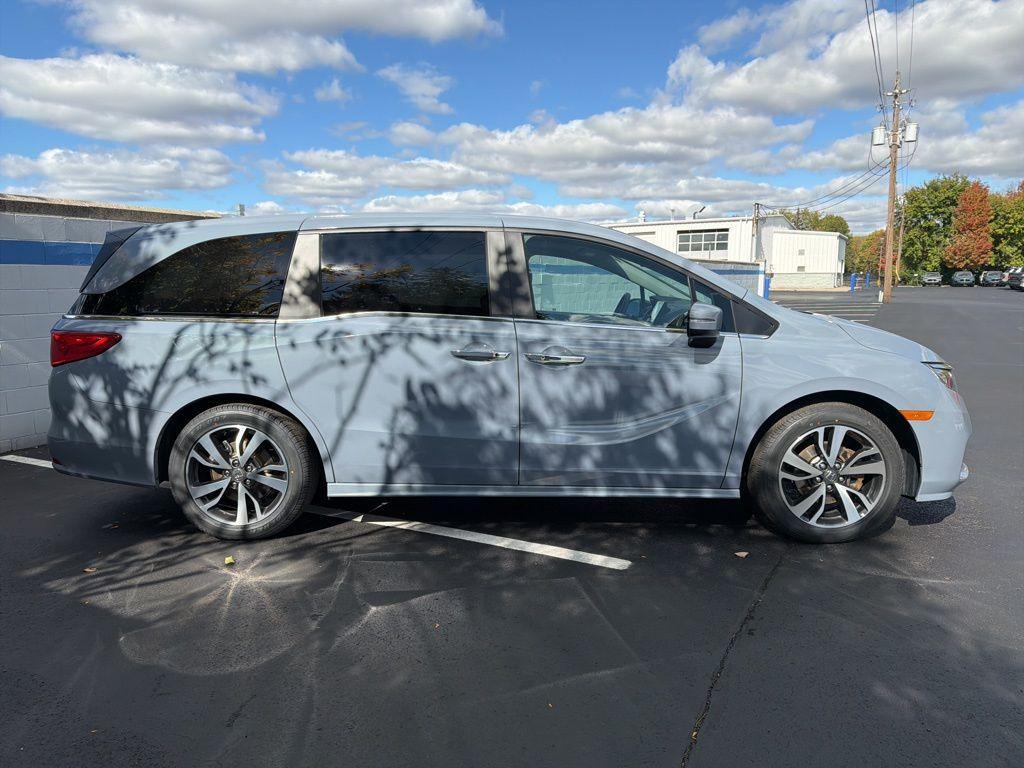 used 2024 Honda Odyssey car, priced at $39,692