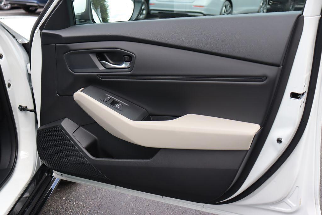 new 2025 Honda Accord Hybrid car, priced at $34,850