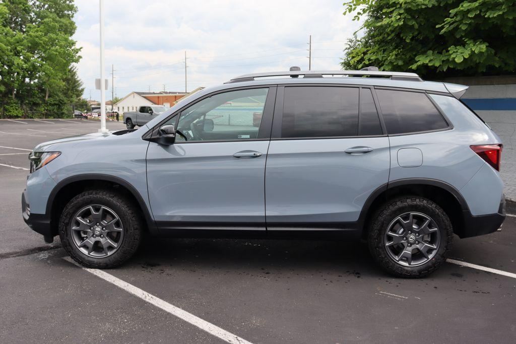 new 2024 Honda Passport car, priced at $44,980