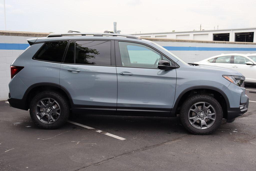 new 2024 Honda Passport car, priced at $44,980