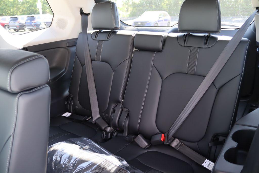 new 2025 Honda Pilot car, priced at $48,351