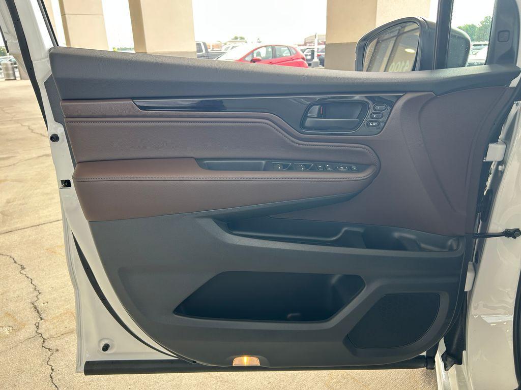new 2026 Honda Odyssey car, priced at $47,905