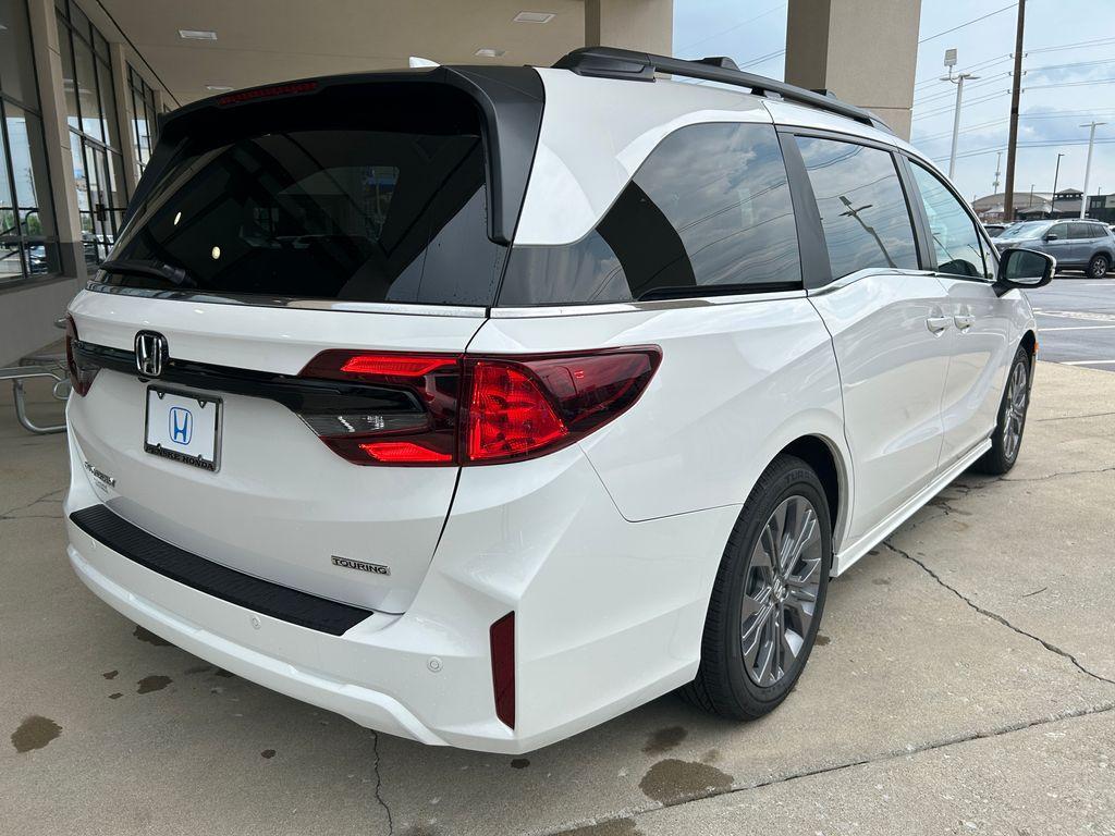 new 2026 Honda Odyssey car, priced at $47,905