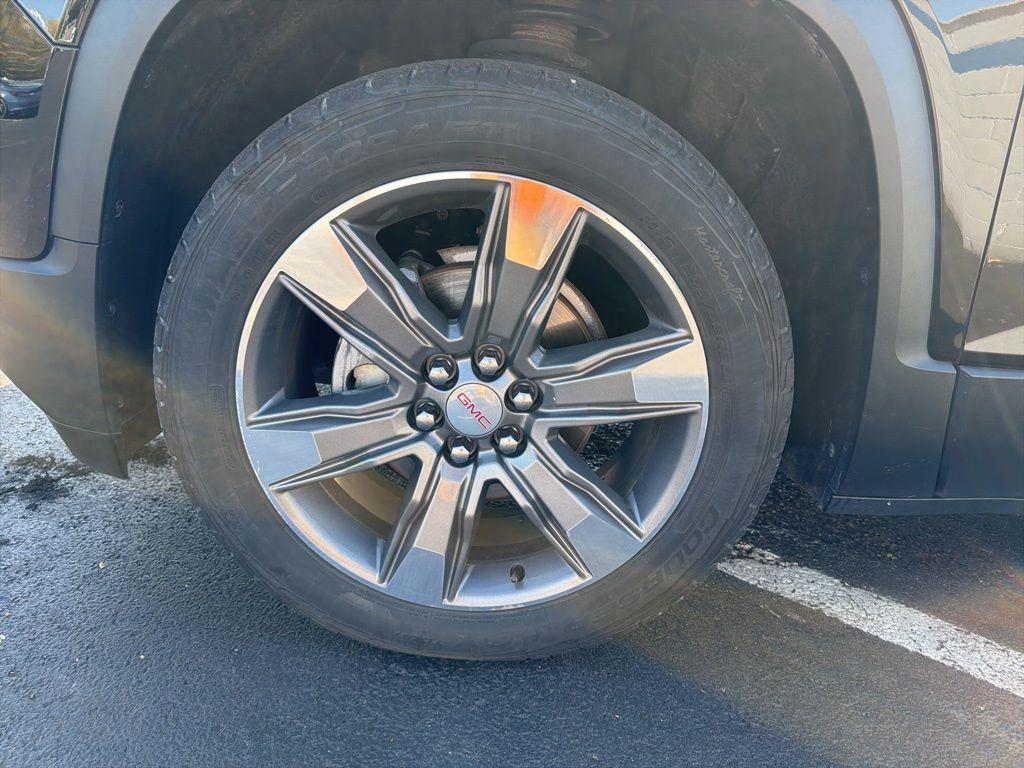 used 2017 GMC Acadia car, priced at $15,993