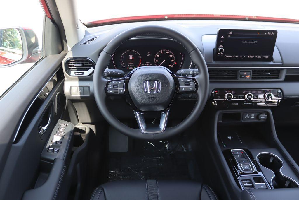 new 2025 Honda Pilot car, priced at $47,803