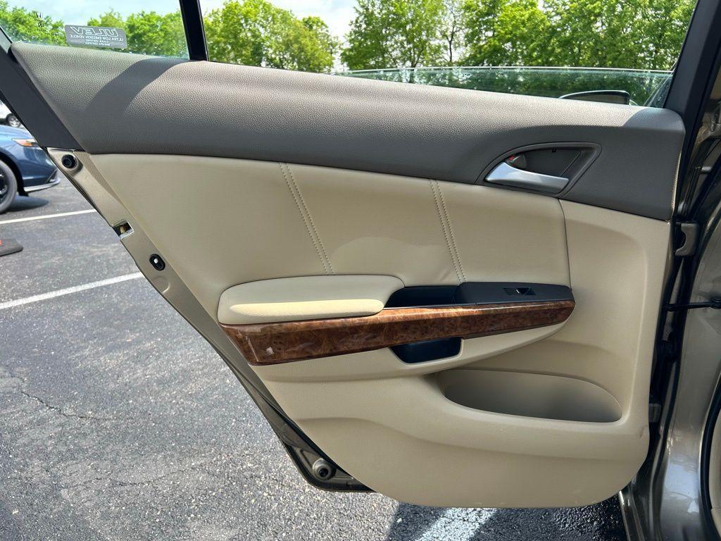 used 2009 Honda Accord car, priced at $6,991