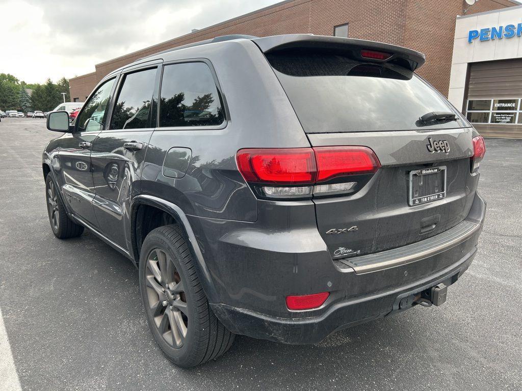 used 2016 Jeep Grand Cherokee car, priced at $15,292