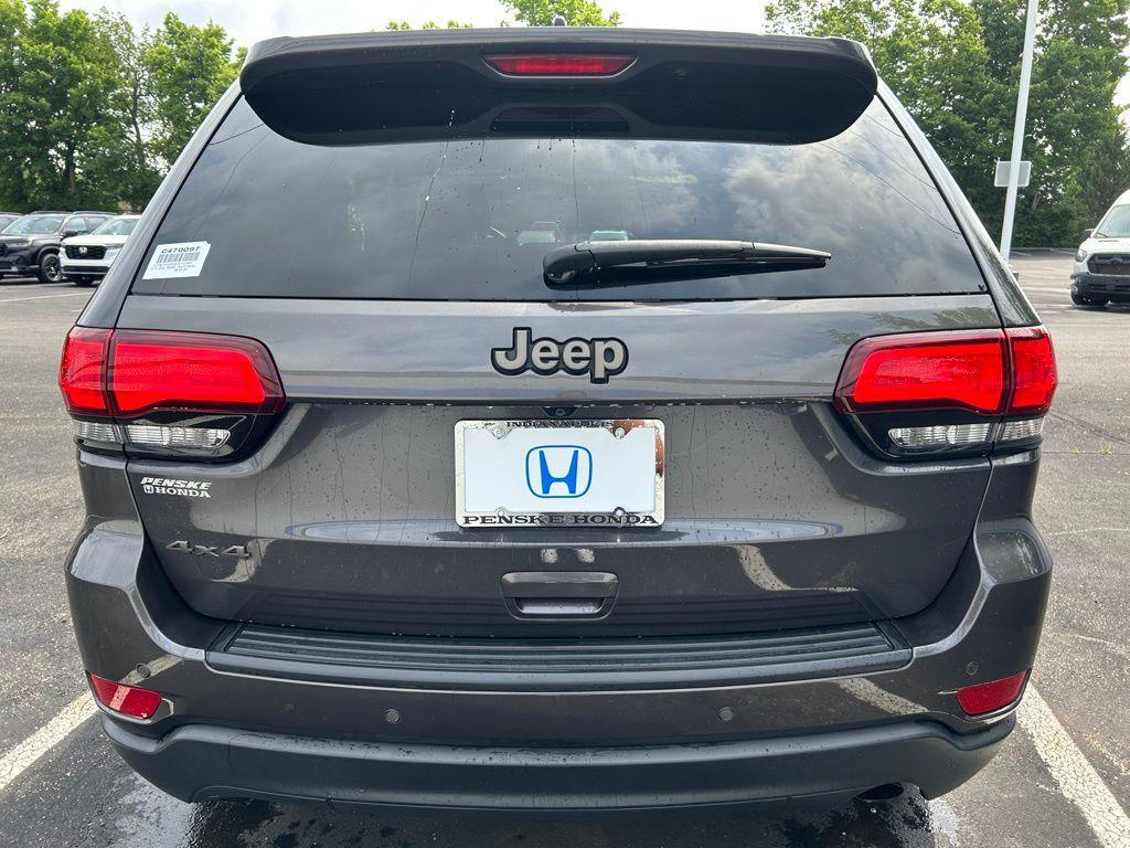 used 2016 Jeep Grand Cherokee car, priced at $15,493