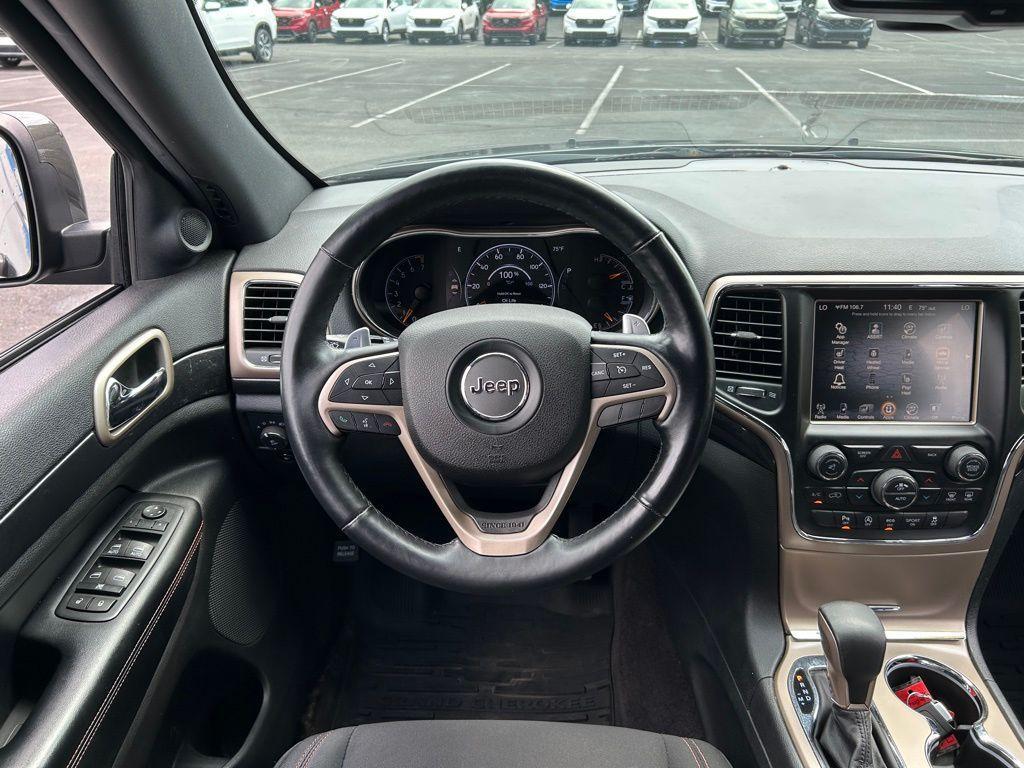 used 2016 Jeep Grand Cherokee car, priced at $15,493