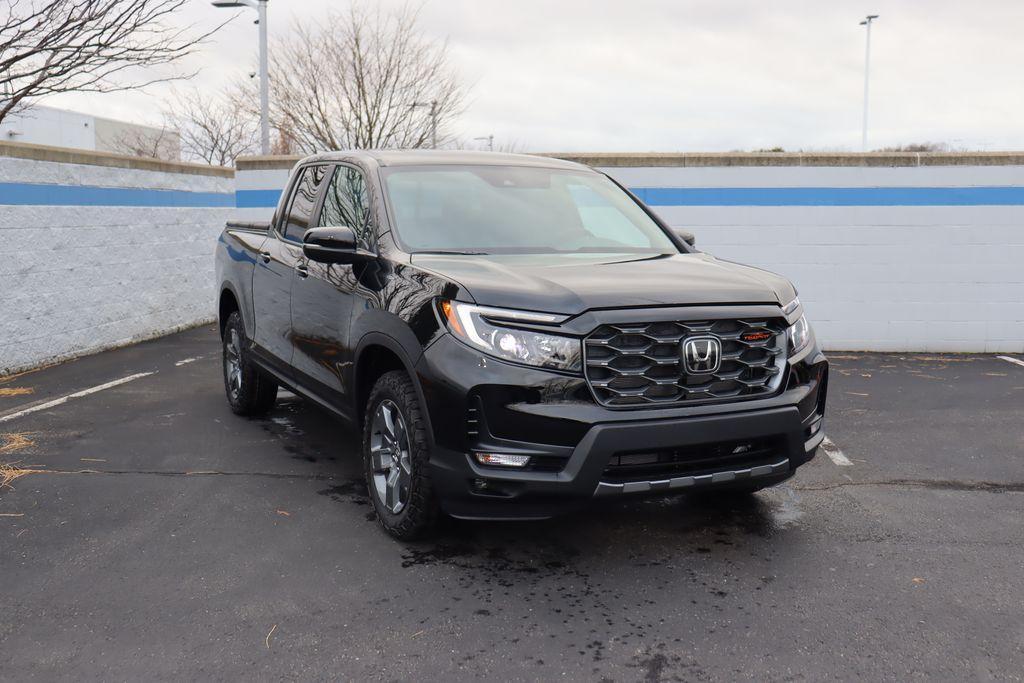 new 2025 Honda Ridgeline car, priced at $45,442