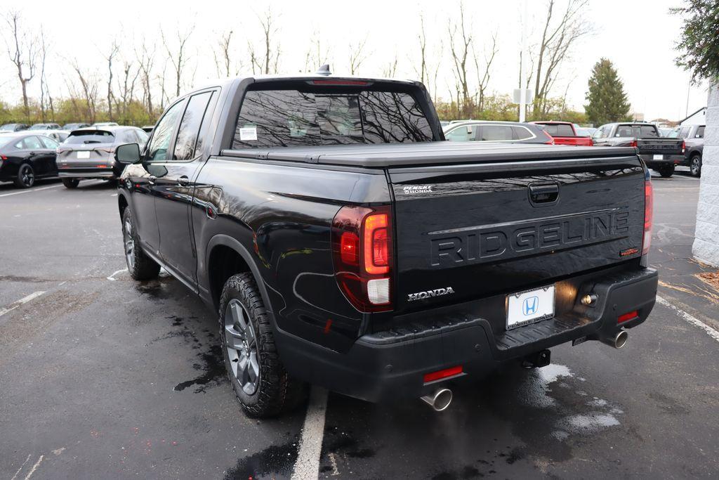 new 2025 Honda Ridgeline car, priced at $45,442