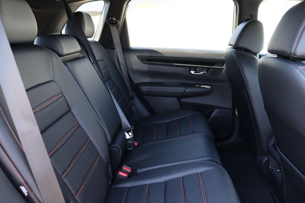 new 2025 Honda CR-V Hybrid car, priced at $39,500