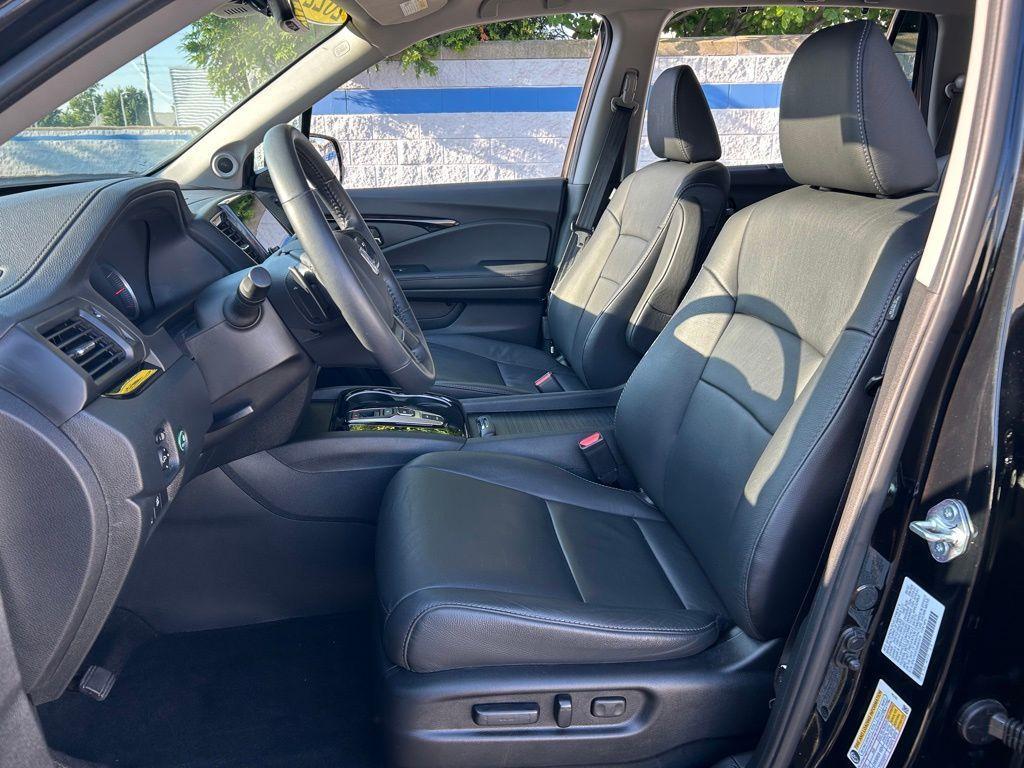 used 2022 Honda Pilot car, priced at $37,991