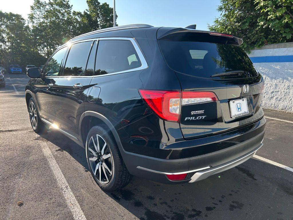 used 2022 Honda Pilot car, priced at $37,991
