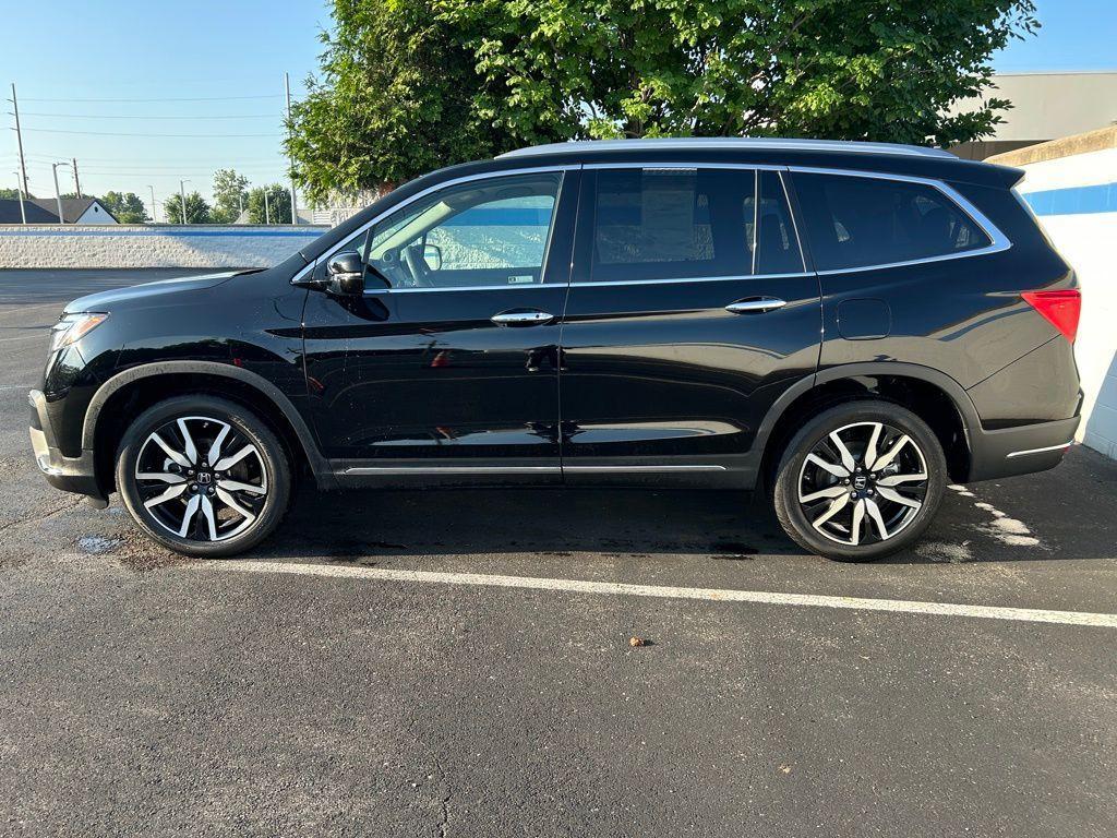 used 2022 Honda Pilot car, priced at $37,991