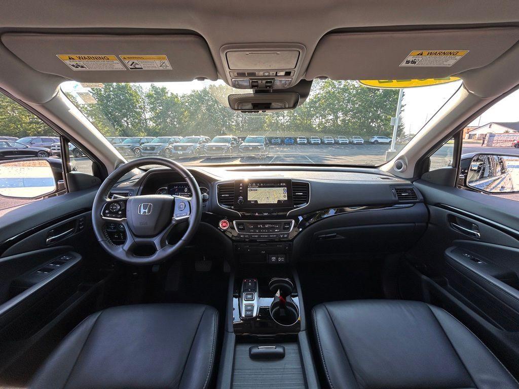 used 2022 Honda Pilot car, priced at $37,991